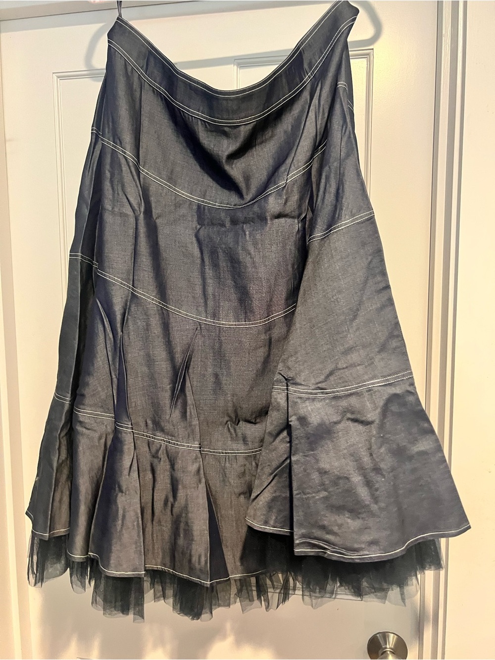 Anthropologie Geisha Designs
Floriana Denim Tiered Skirt - Sz 14 NWT - Picture 14 of 16
